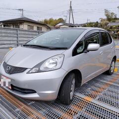 なんと走行1.3万キロ！綺麗なエコカー GE6 フィット 車検2年！