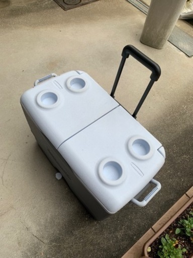 おまけありラバーメイド　クーラーボックス　キャリー付き　