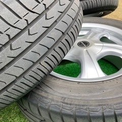 タイヤ　溝あり　195/65R 15 アルミホイール　の画像