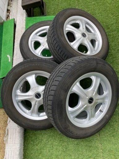 タイヤ　溝あり　195/65R 15 アルミホイール