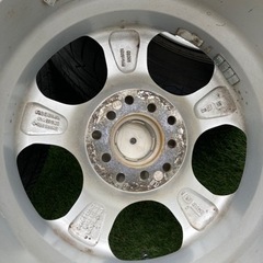 タイヤ　溝あり　195/65R 15 アルミホイール　の画像