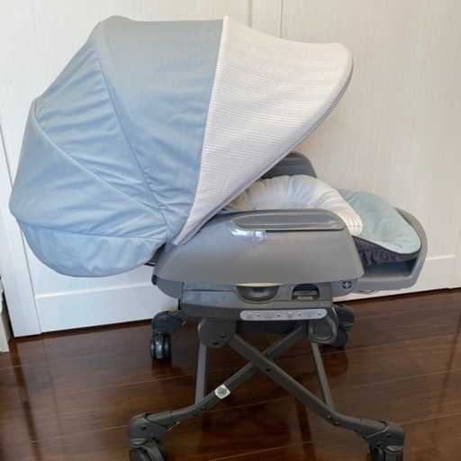 美品　コンビ　ネムリラ AUTO SWING