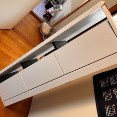 テレビボード