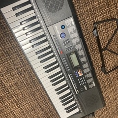 電子ピアノの画像