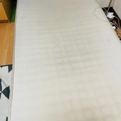 シングルベッド