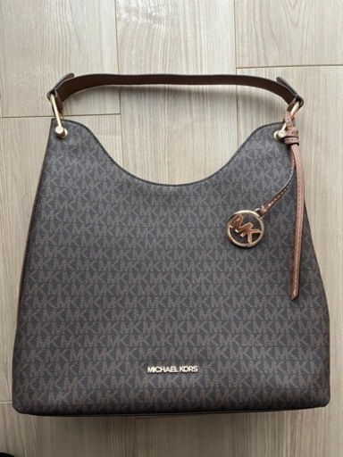 【MICHAEL KORS】JOAN スローチーショルダーラージ