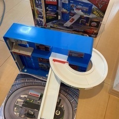 カーズトミカパノラマケース