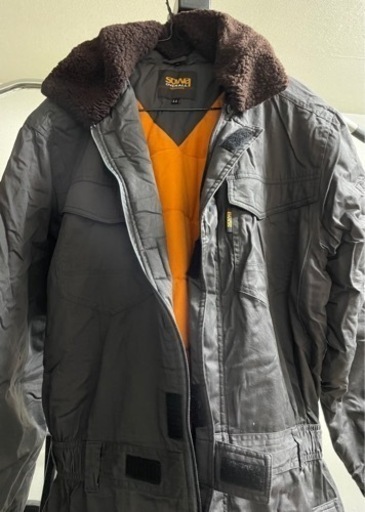 防寒ツナギ作業着　ほぼ新品