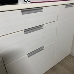 取りに来てくれる方！食器棚　の画像