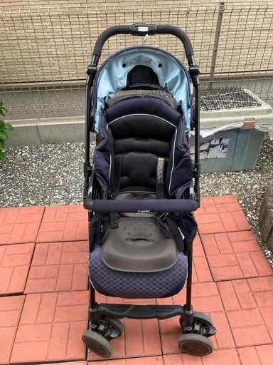 A型ベビーカー　Combi ディアグラッセ