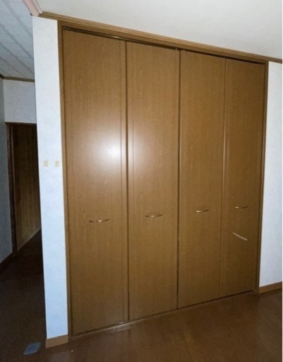 【値下げ】押入れ扉 YKKクローゼット折り扉