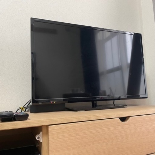 【4点セット】TV、TVボード、Blu-ray、外付けハードディスク
