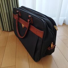 旅行鞄