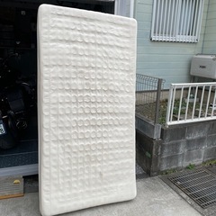 ベッドの画像