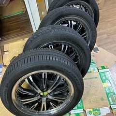 ヴォクシー　ノア　セレナ　夏タイヤ　215/50R17  4本