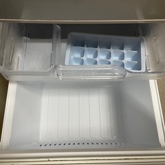 三菱 冷蔵庫 2016年 146Lの画像