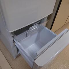 【取引決定済】パナソニック　冷蔵庫　パーソナル冷蔵庫 NR-B146Wの画像