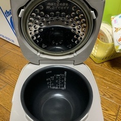 象印 炊飯器 3合炊 2016年製の画像