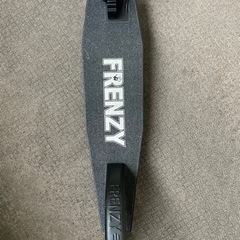 FRENZY キックボードの画像