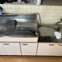 流し台差し上げます❗️取り外しお願いです❗️（一番手の方と決まり...