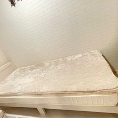 ※候補者決定いたしました　ニトリ　白　木目調シングルマットフレー...