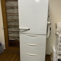 冷蔵庫お譲りします。引取にきて頂ける方限定です。
