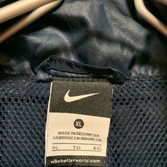 NIKE ナイキ　ジャンパー薄手　XLの画像