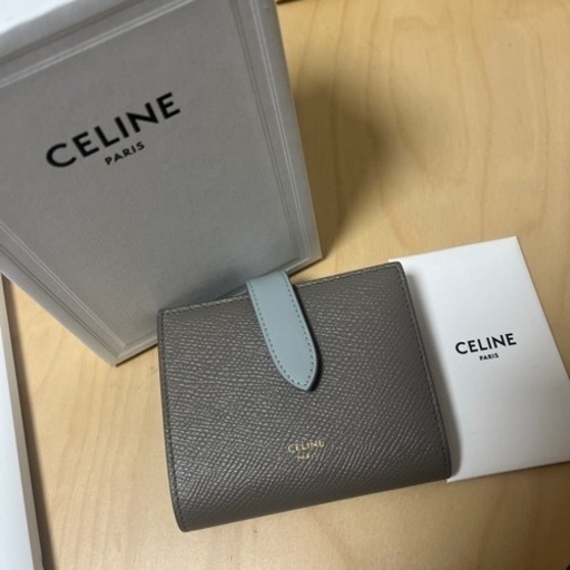 未使用/CELINE セリーヌ財布 二つ折