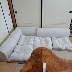 L字型座椅子3人掛けソファーの画像