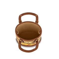 お買い得‼️非常に入手困難‼【日本完売コレクション品 2023SS新作 ルイヴィトン ポーチ付き バッグ】の画像