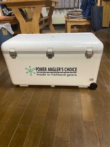 クーラーボックス　新品