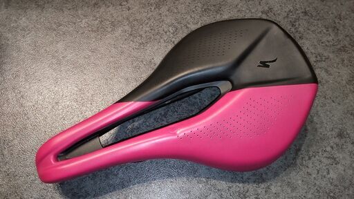 スペシャライズド パワーエキスパート サドル ピンク/ブラック