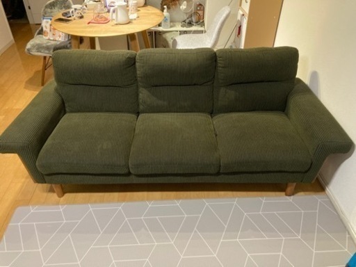 格安でお譲りします！北欧コーデュロイ3人掛けソファ