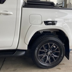 ハイラックス　DUNLOP GRANDTREK PT