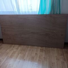 ベニヤ板１枚石膏ボード4枚