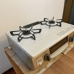 【美品2022年製・1ヶ月のみ使用】2口ガスコンロ　リンナイの画像