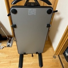 中古 東芝 ズボンプレッサー HIP-T36