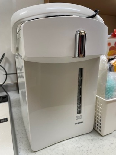 アイリスオーヤマ　電気ポット　3L 美品