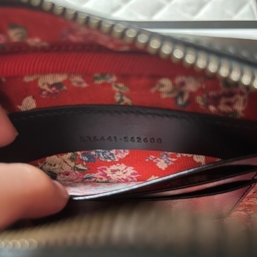 GUCCI 美品　キルティングレザー　ショルダーバック　ggマーモント