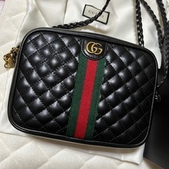 GUCCI 美品　キルティングレザー　ショルダーバック　ggマーモント