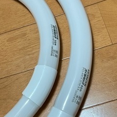 パナソニック　日立　　32形/40形　蛍光灯　2セットの画像