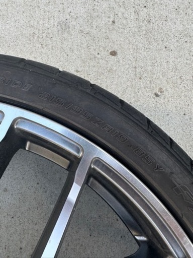 215/35ZR19 RMP19インチホイール