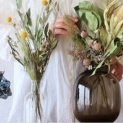 水やり不用ずーっと飾れる花瓶にさせるような花　ドライフラワーの画像