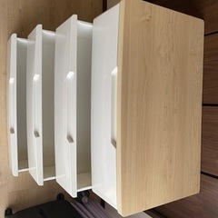 値下げしました！　衣装タンスの画像