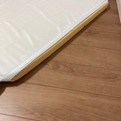 マットレスダブルサイズ　掛け布団　ニトリの画像