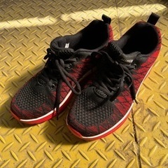 ウォーキングシューズ