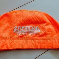【取引中】セントラルスポーツ☆スイミングキャップ　橙色（オレンジ）&緑