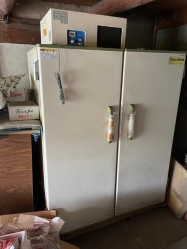 保冷庫 Tierra 米 野菜 農作物 100v 50/60Hz 動作確認済み