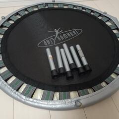 子供用トランポリンの画像