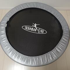 子供用トランポリンの画像